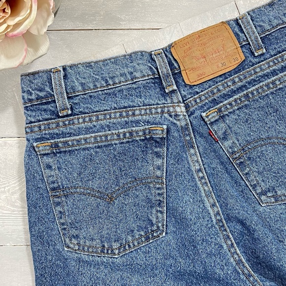 Vintage Levi’s 550 High Rise Tapered Jeans Made in USA Stonewashed Acid Wash - Picture 5 of 17